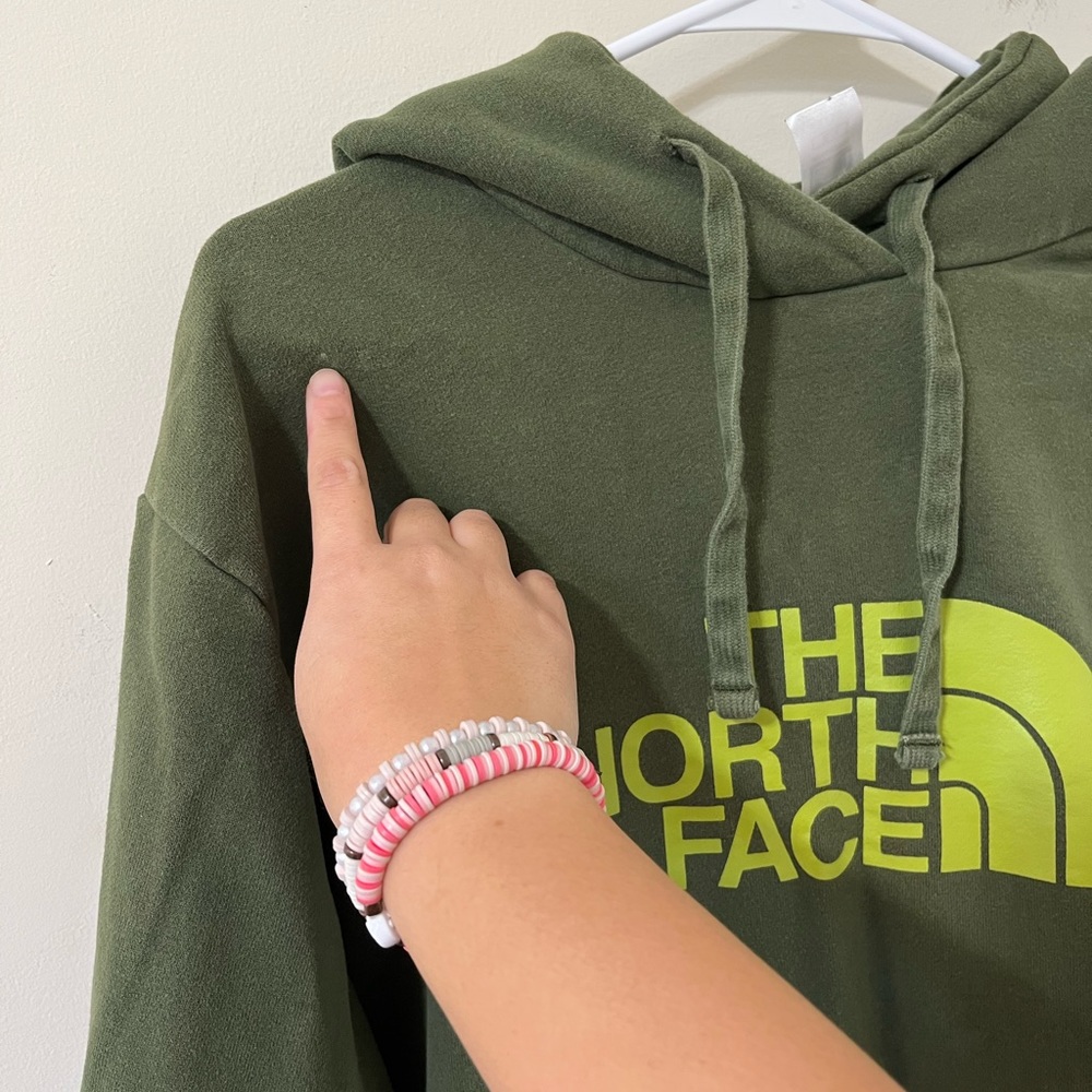 The North Face Men’s Olive Green Graphic Hooded Sweatshirt Size XL - Picture 10 of 10